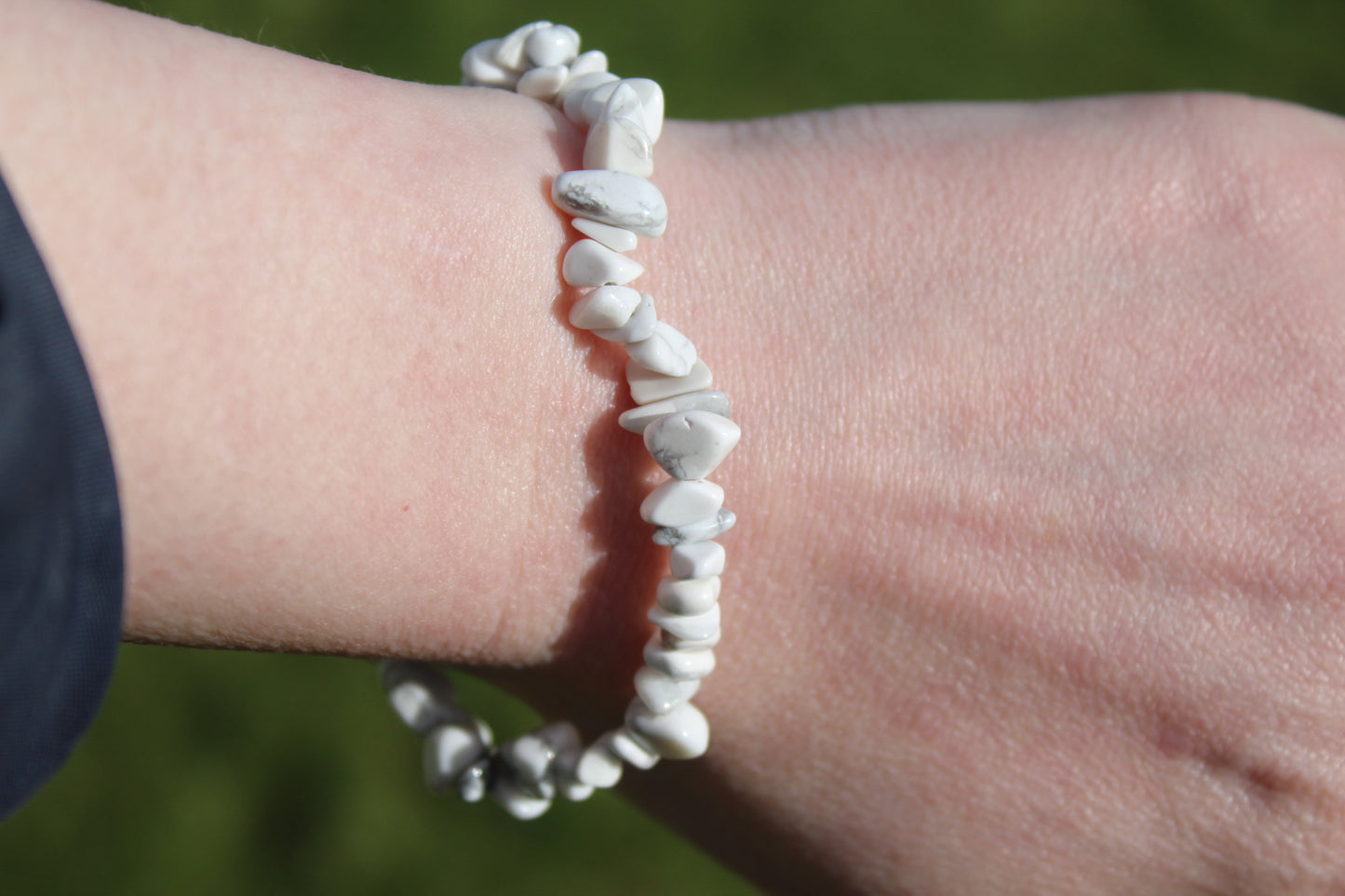 Howlite Chip Bracelet